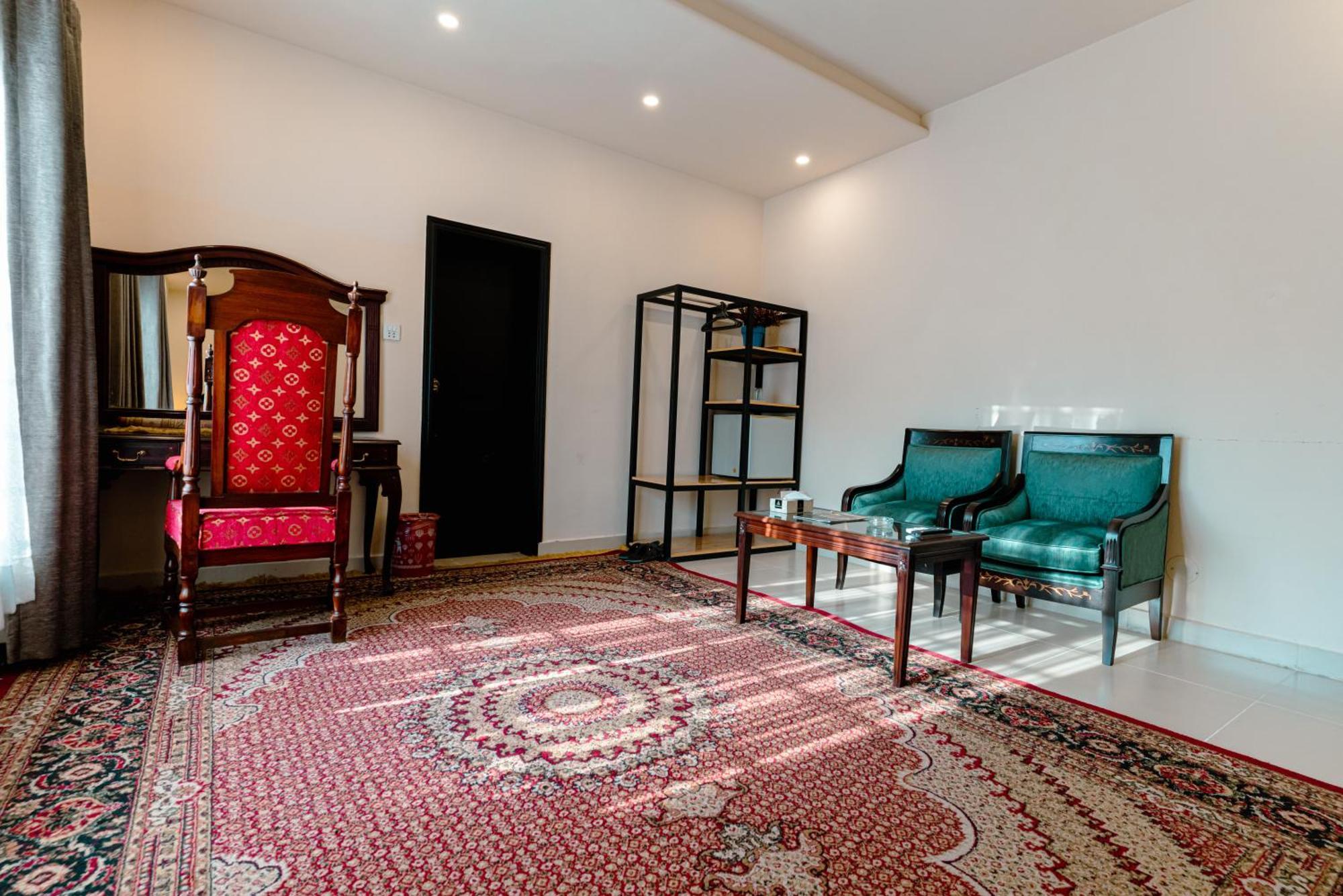Vip House Peshawar Hotel Buitenkant foto